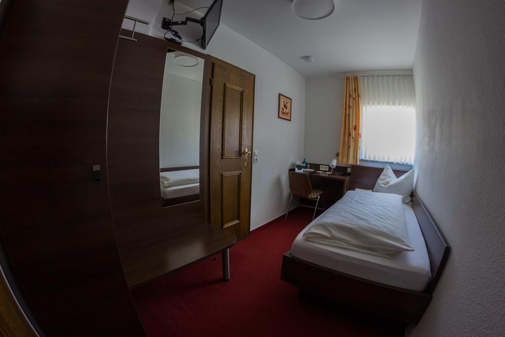 Ratskeller Niederurff - Hotel & Restaurant Bad Zwesten Rom bilde